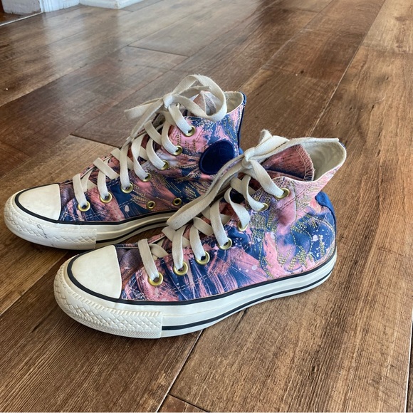 Converse Shoes Converse Chuck Taylor High Top Sneakers Womens Size
